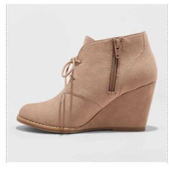 NWT Tan Mircrosuede Wedge Ankle Spring Booties-7.5 - Picture 3 of 3